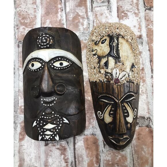 Unique Vintage 2 Handmade Home Wall Decor Carved Wood Face Masks African &Tahiti - Picture 1 of 6